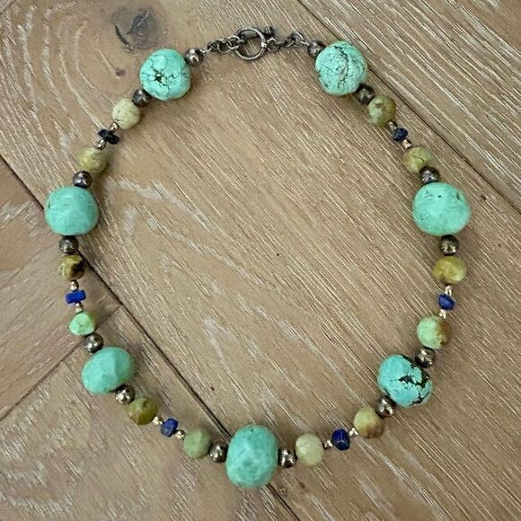 Howlite Beaded Necklace Women's Fashion Jewelry Artistic Statement - Picture 8 of 9